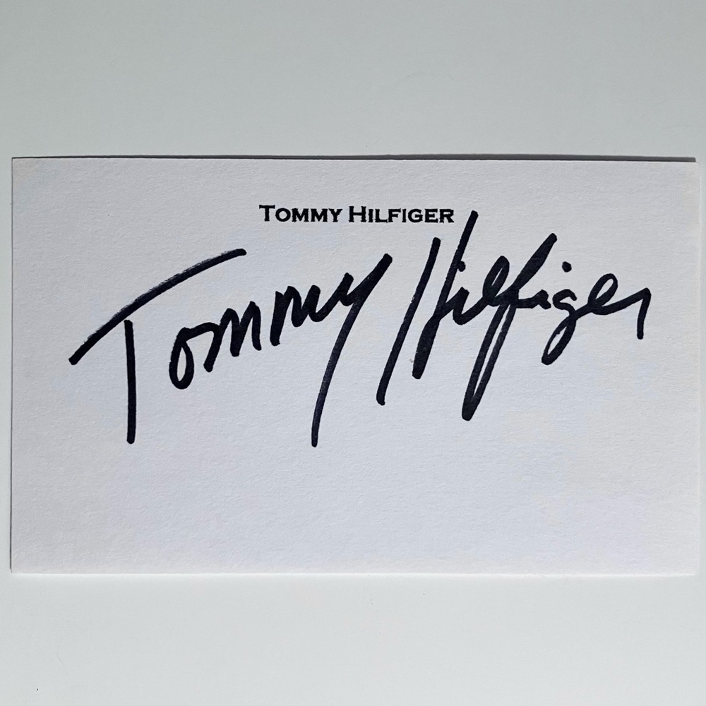 TOMMY HILFIGER Signed 3x5 Card / FAMOUS FASHION DESIGNER / Real Autograph / RARE